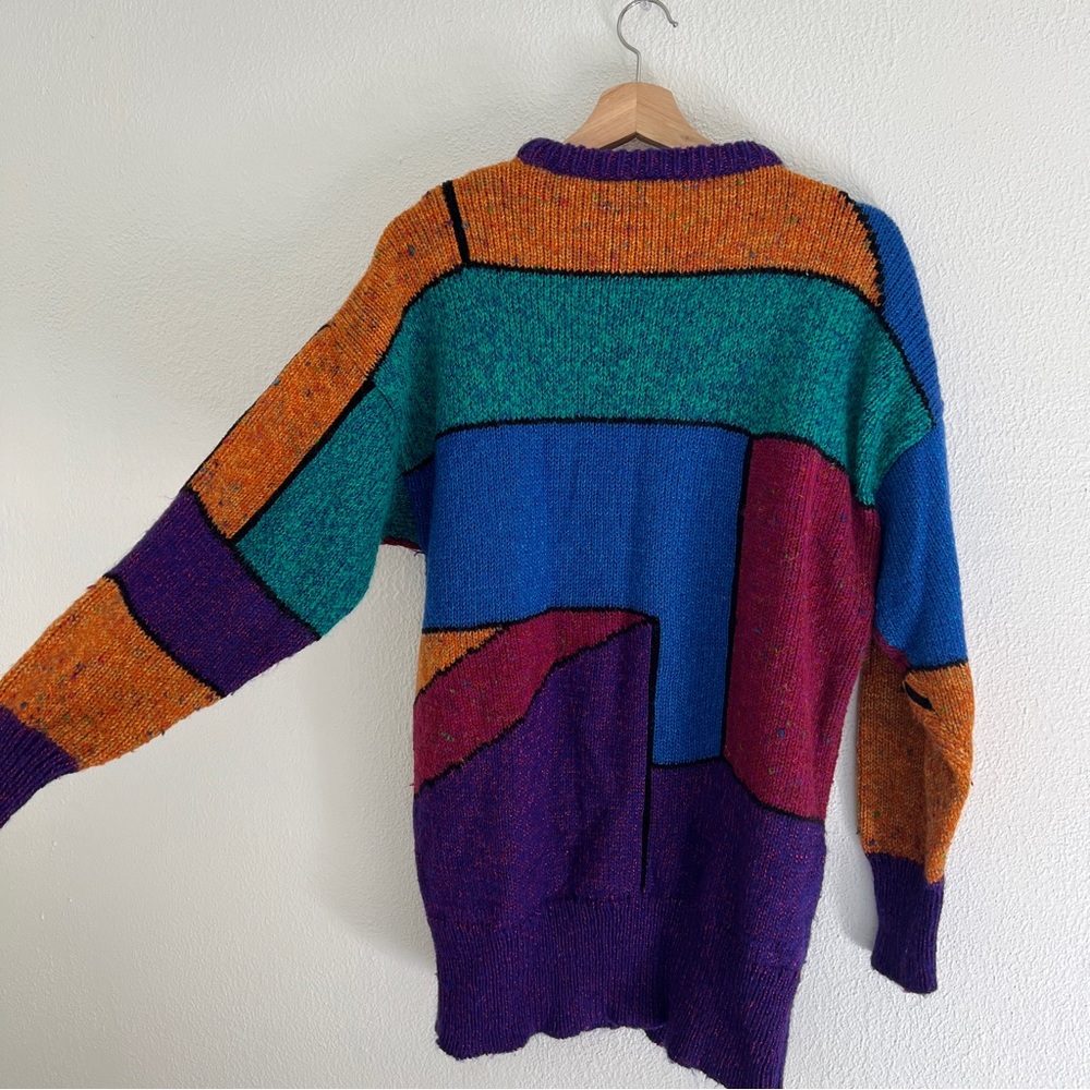 Retro Colorblock Sweater - Picture 2 of 6